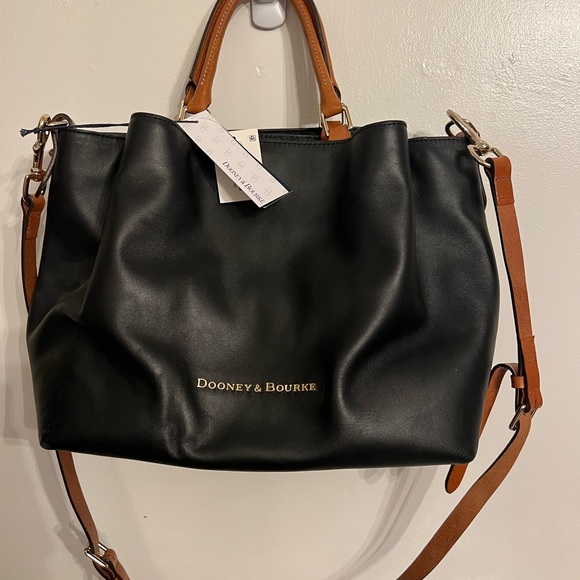 Dooney & Bourke Shoulder Bag - Picture 5 of 7